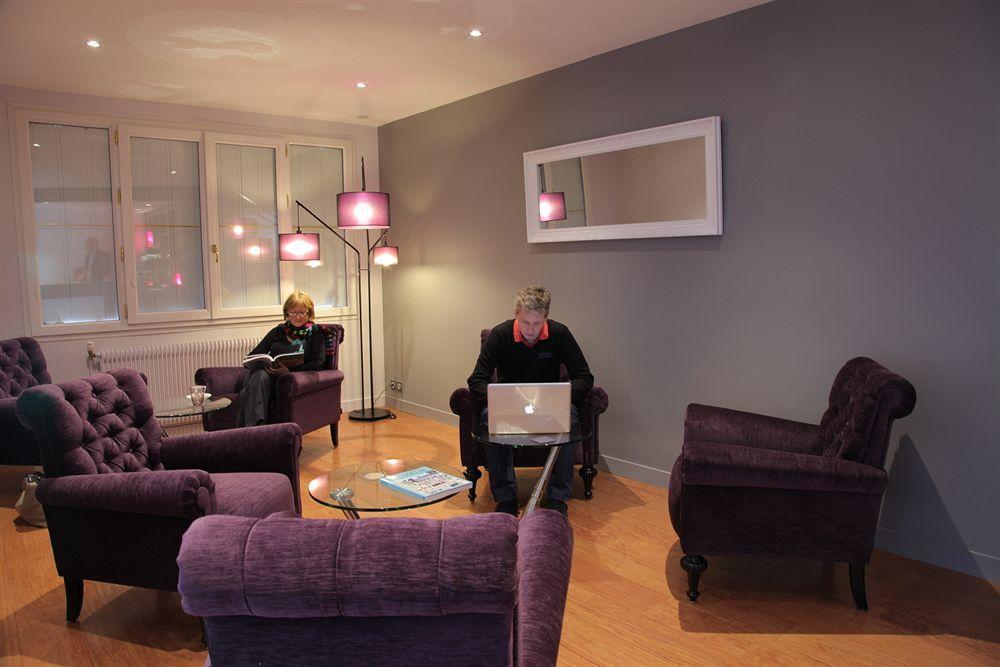 Cozy Hôtel Logis Morlaix Plouigneau Buitenkant foto